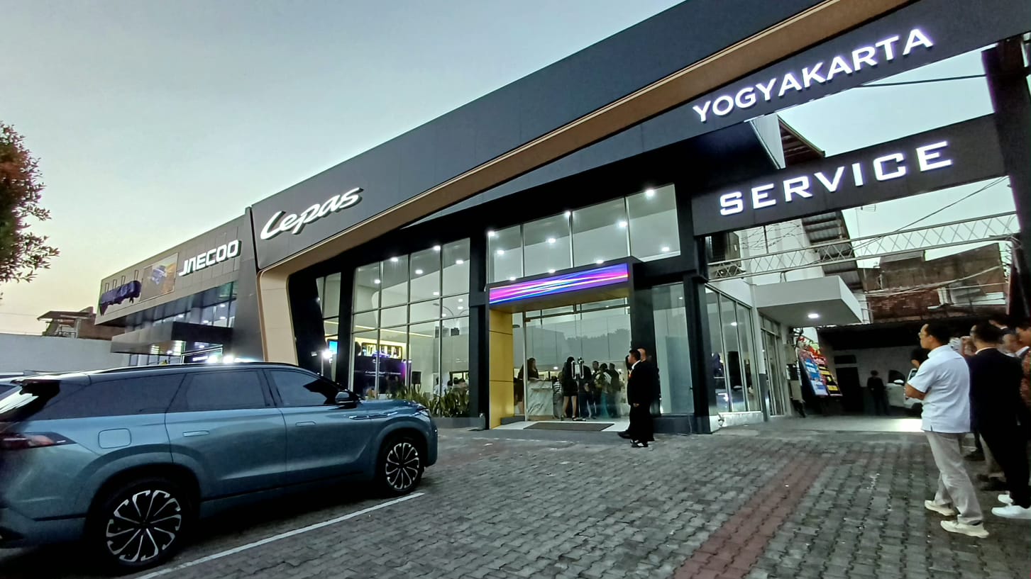Dealer LEPAS di Yogyakarta Dibuka! Pamer SUV L8 Sekali Full Bisa Tempuh 1.300 Km, Harga Segini