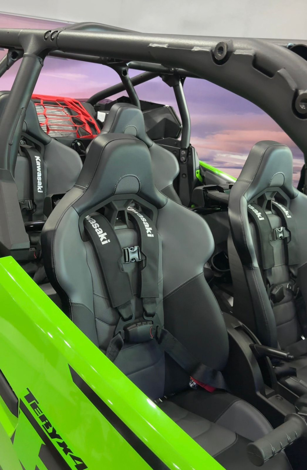 Pakai Mesin Kawasaki H2, ATV Ini Bisa Muat 4 Penumpang