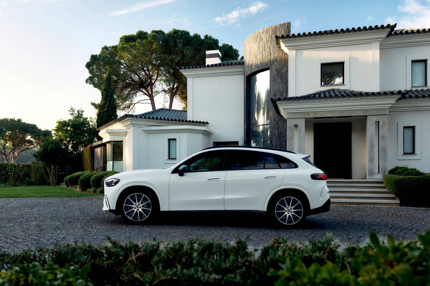 GLC 250 und GLC 300 4MATIC bestellbar