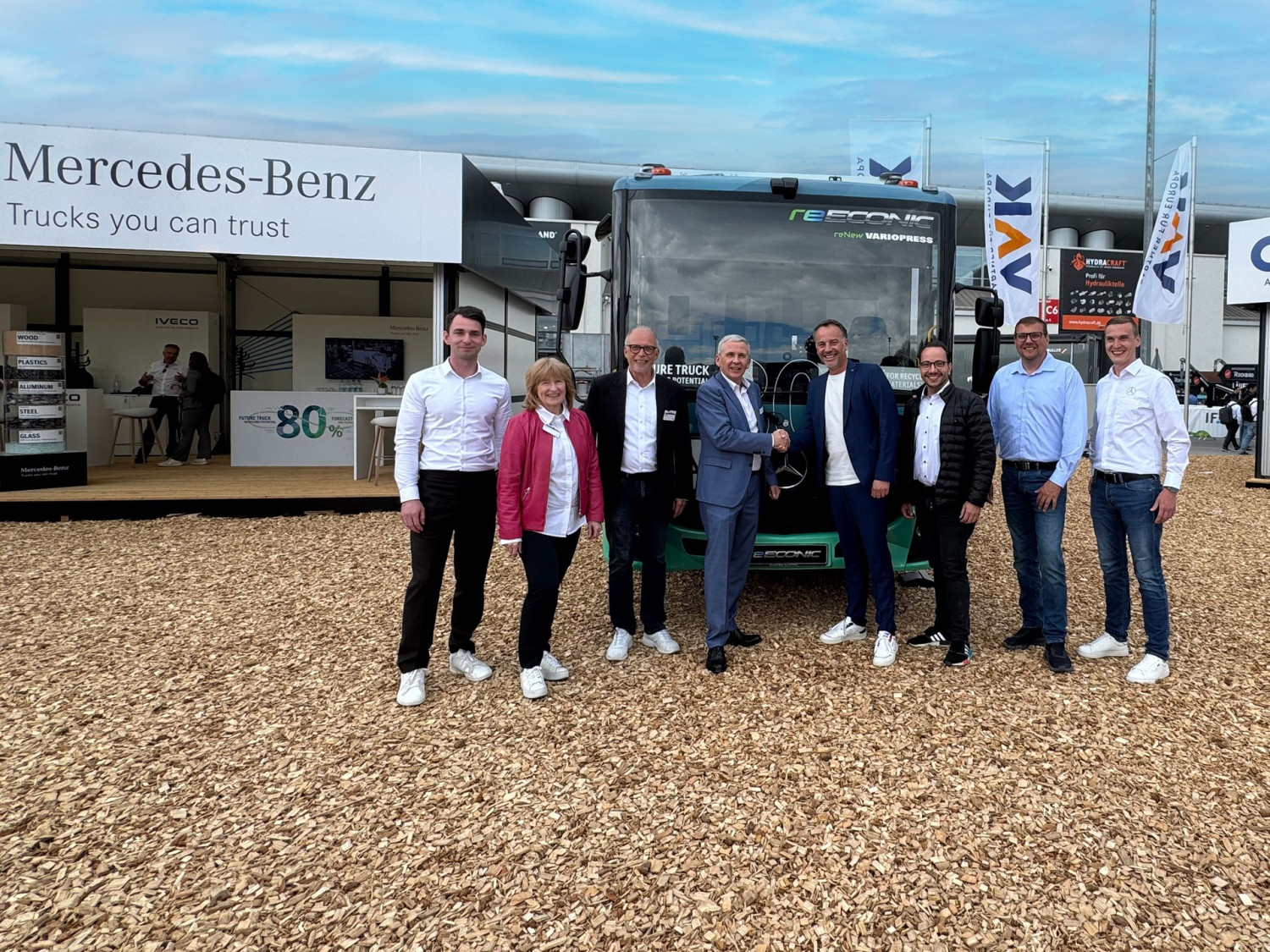 FES baut Elektroflotte aus: Zehn weitere Mercedes-Benz eEconic für Frankfurt