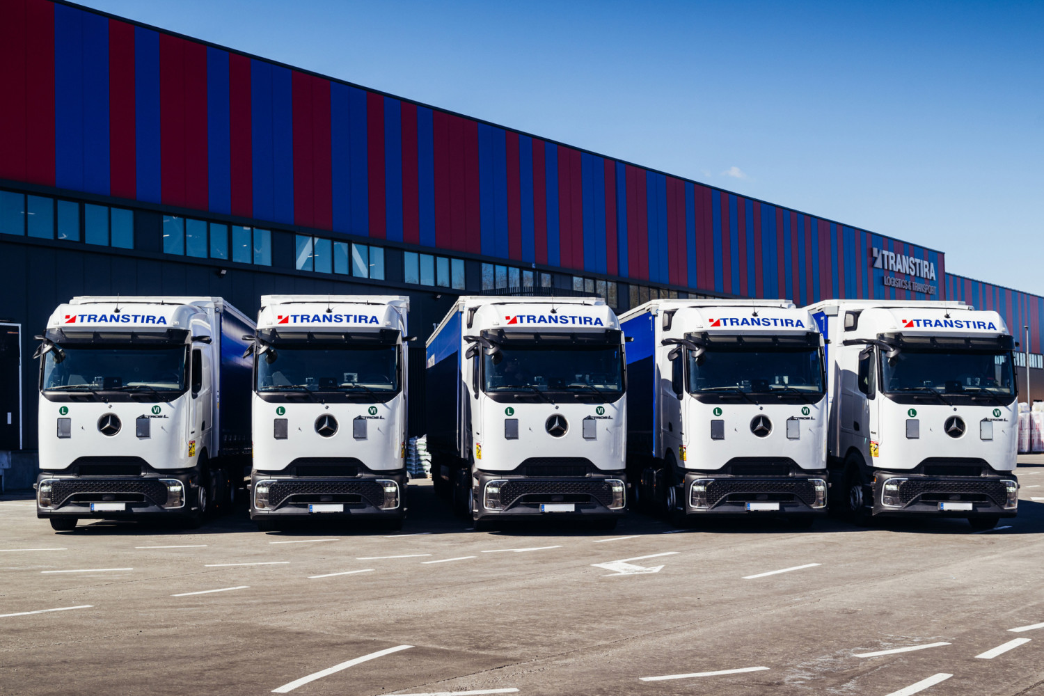 TRANSTIRA bestellt über 500 Actros L ProCabin für den europäischen Fernverkehr