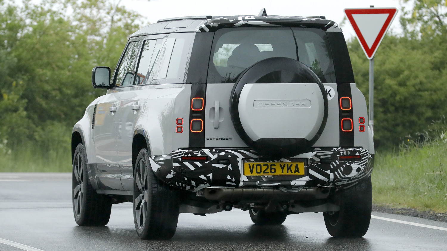 New Land Rover Defender looks exactly the same