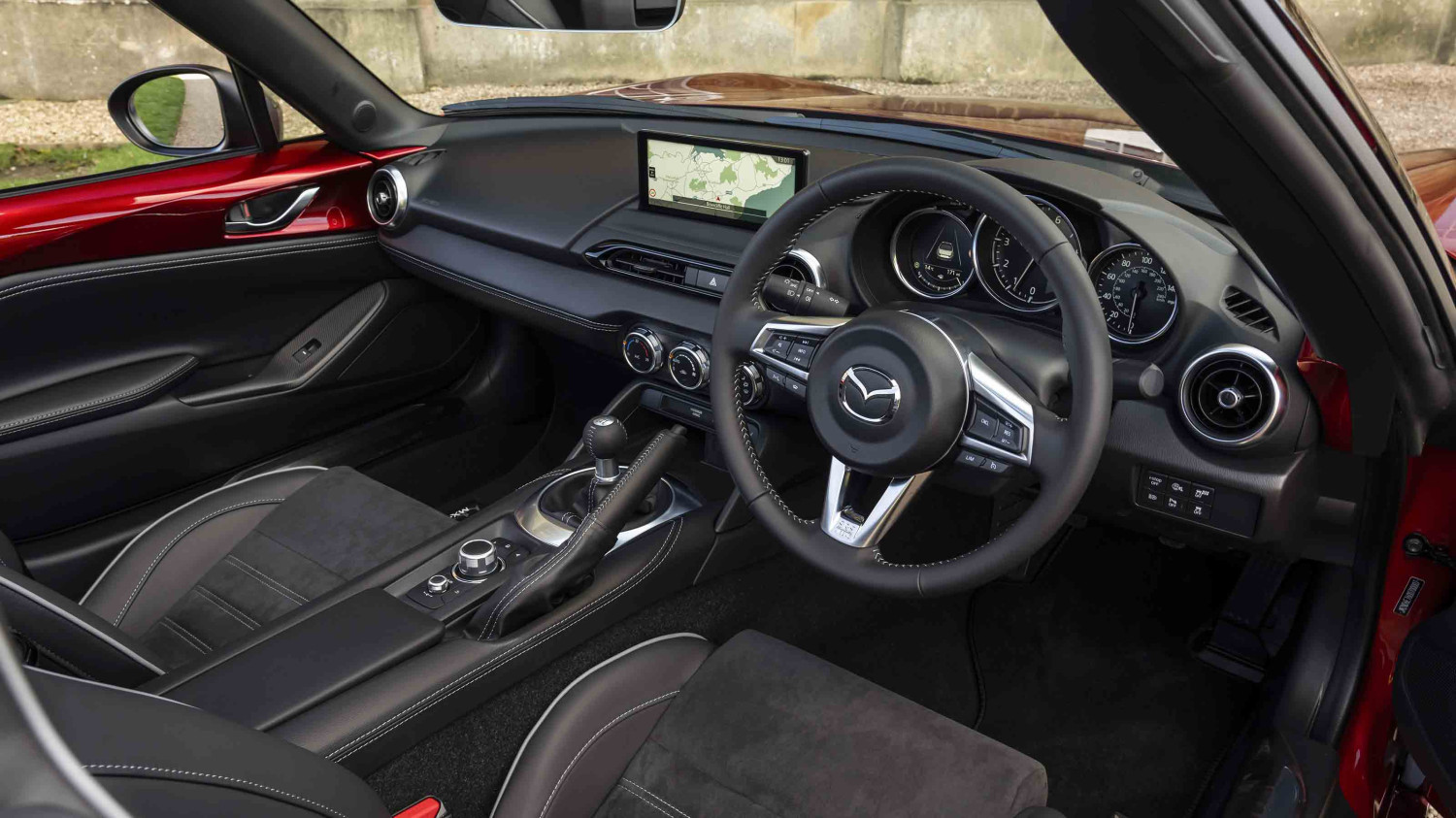 Car Deal of the Day: Embrace the heatwave with a drop-top Mazda MX-5 for £222 a month