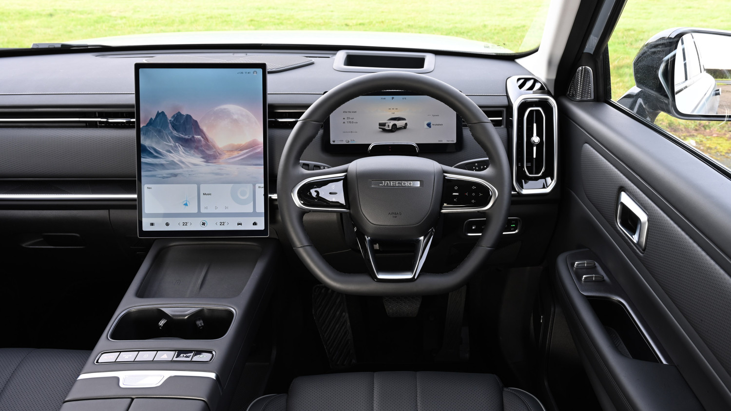 Car Deal of the Day: Smash-hit Jaecoo 7 hybrid for only £225 per month