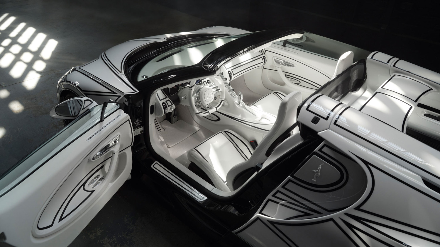 New Bugatti Mistral Blanc Éternel is made of china… but built in France