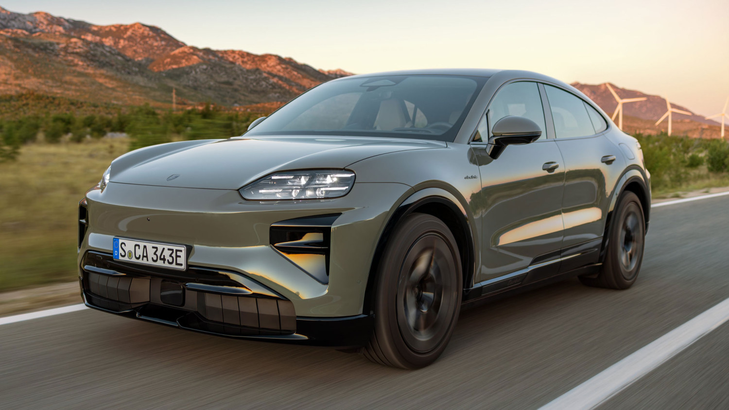 New Porsche Cayenne Coupe Electric revealed with 911-inspired design
