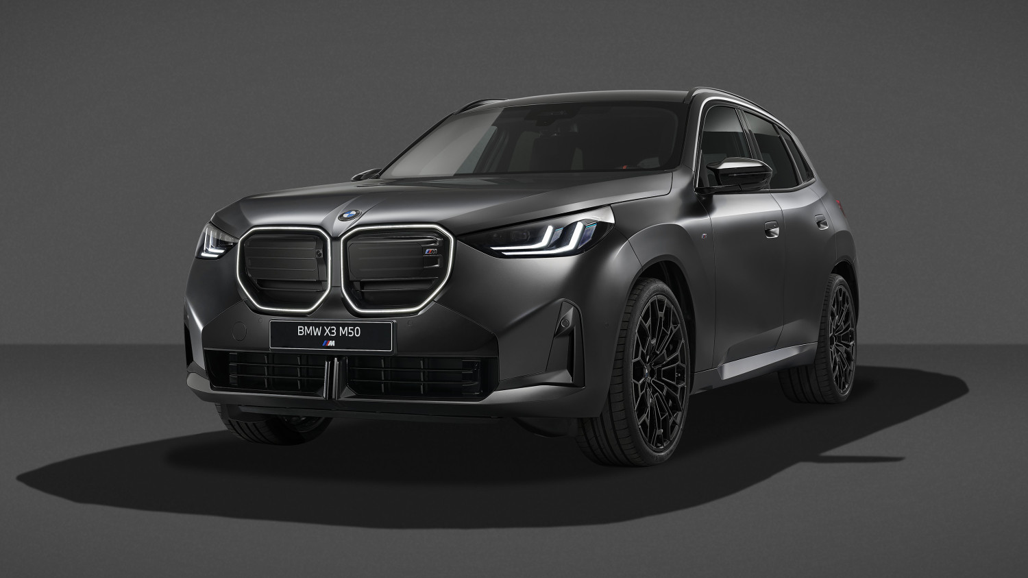 BMW, BMW X3, New BMW X3 M50 gets more power and a Black Package