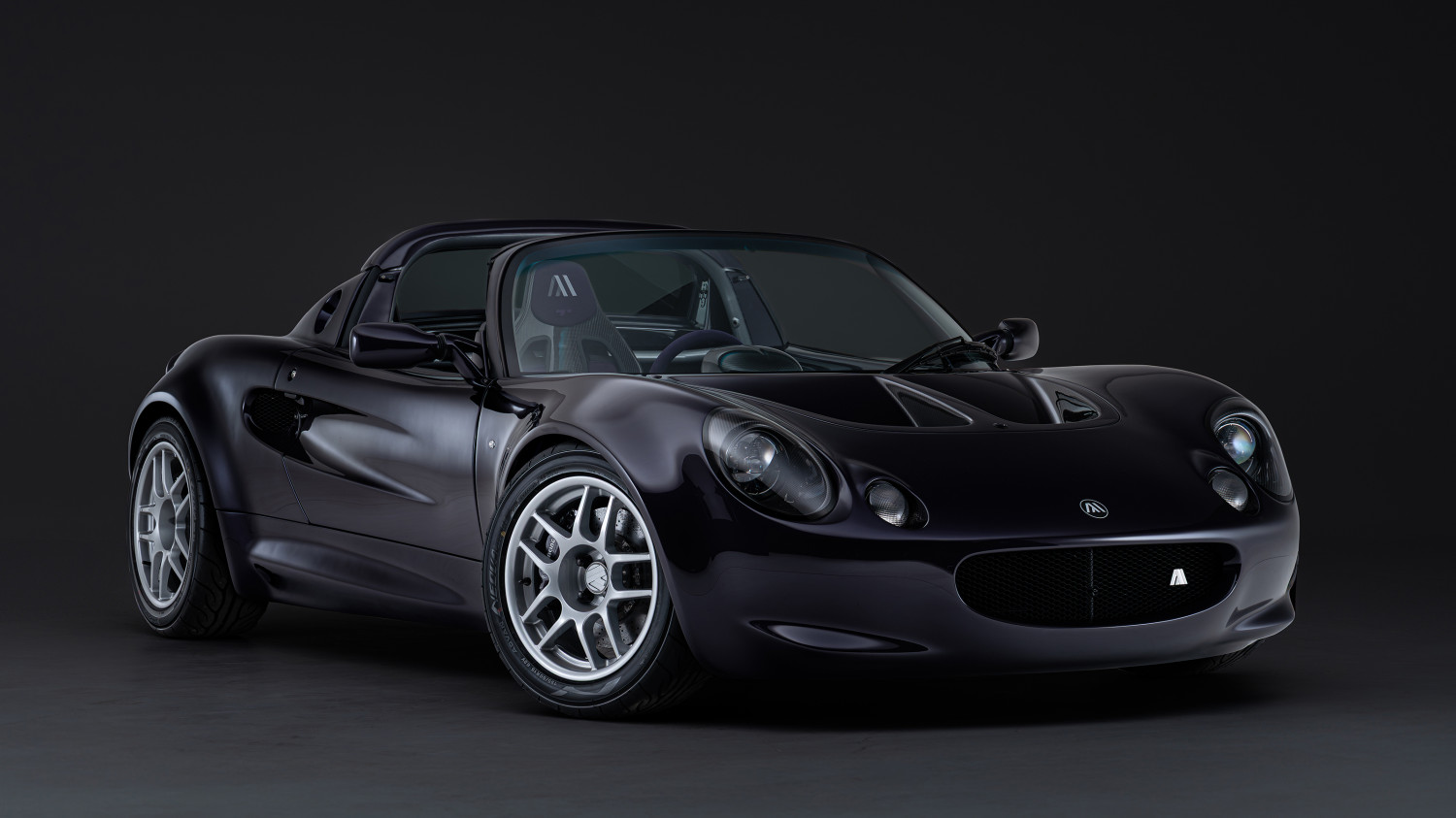 Mini McLaren F1? £350k Lotus Elise S1 has central driver’s seat for maximum thrills
