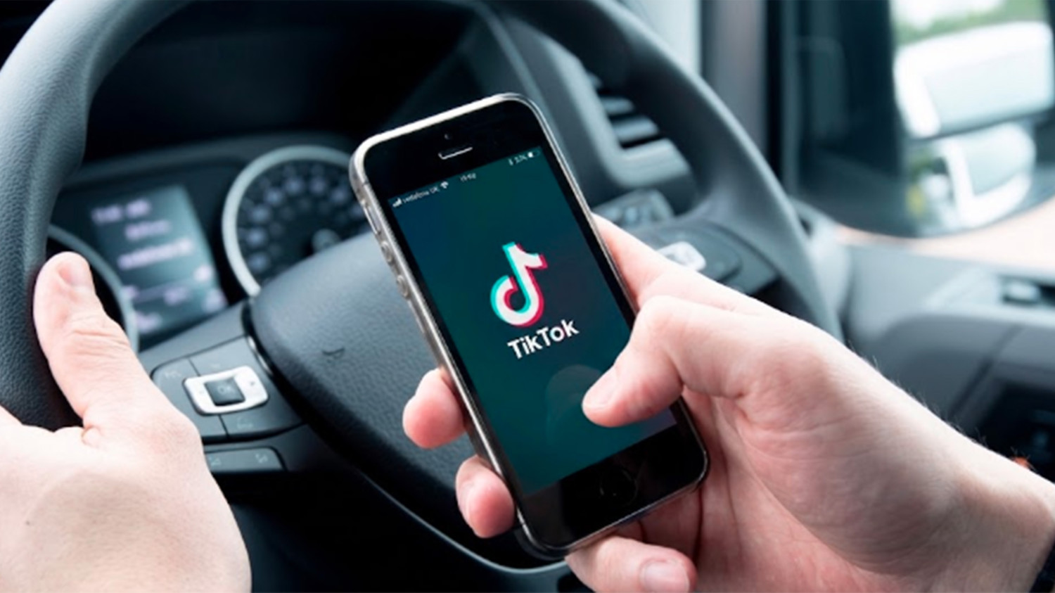 TikTok and other social media firms told to remove “reprehensible” dangerous driving videos
