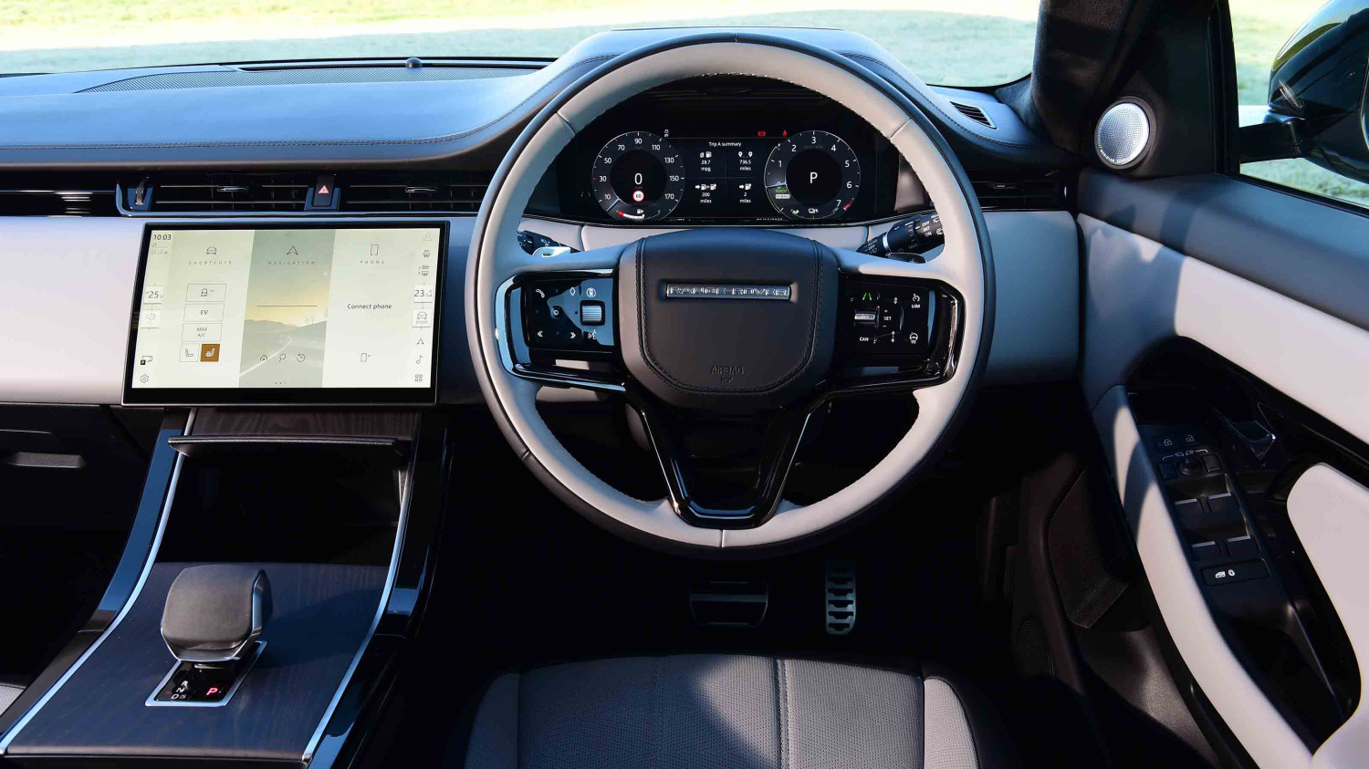 Car Deal of the Day: A fully-loaded Range Rover Evoque is now just £455 a month