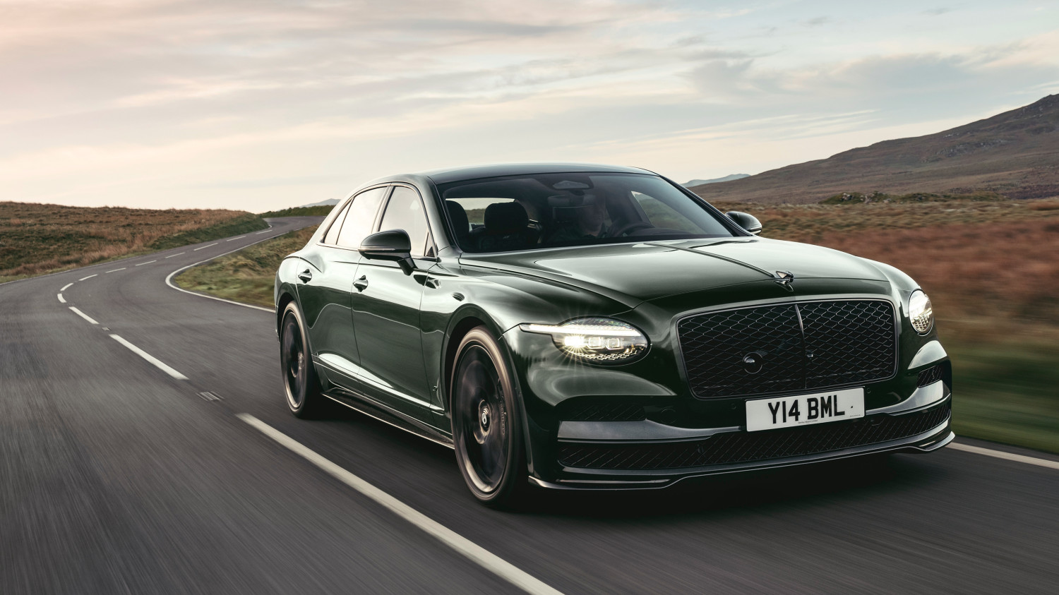 New Bentley Flying Spur arrives with fresh face and a 671bhp ‘S’ model for 2026