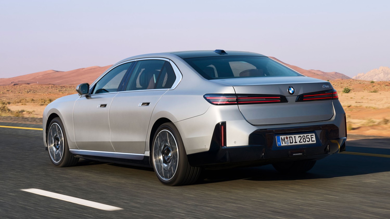 New BMW 7 Series facelift ups the luxury and somehow looks even bolder than before