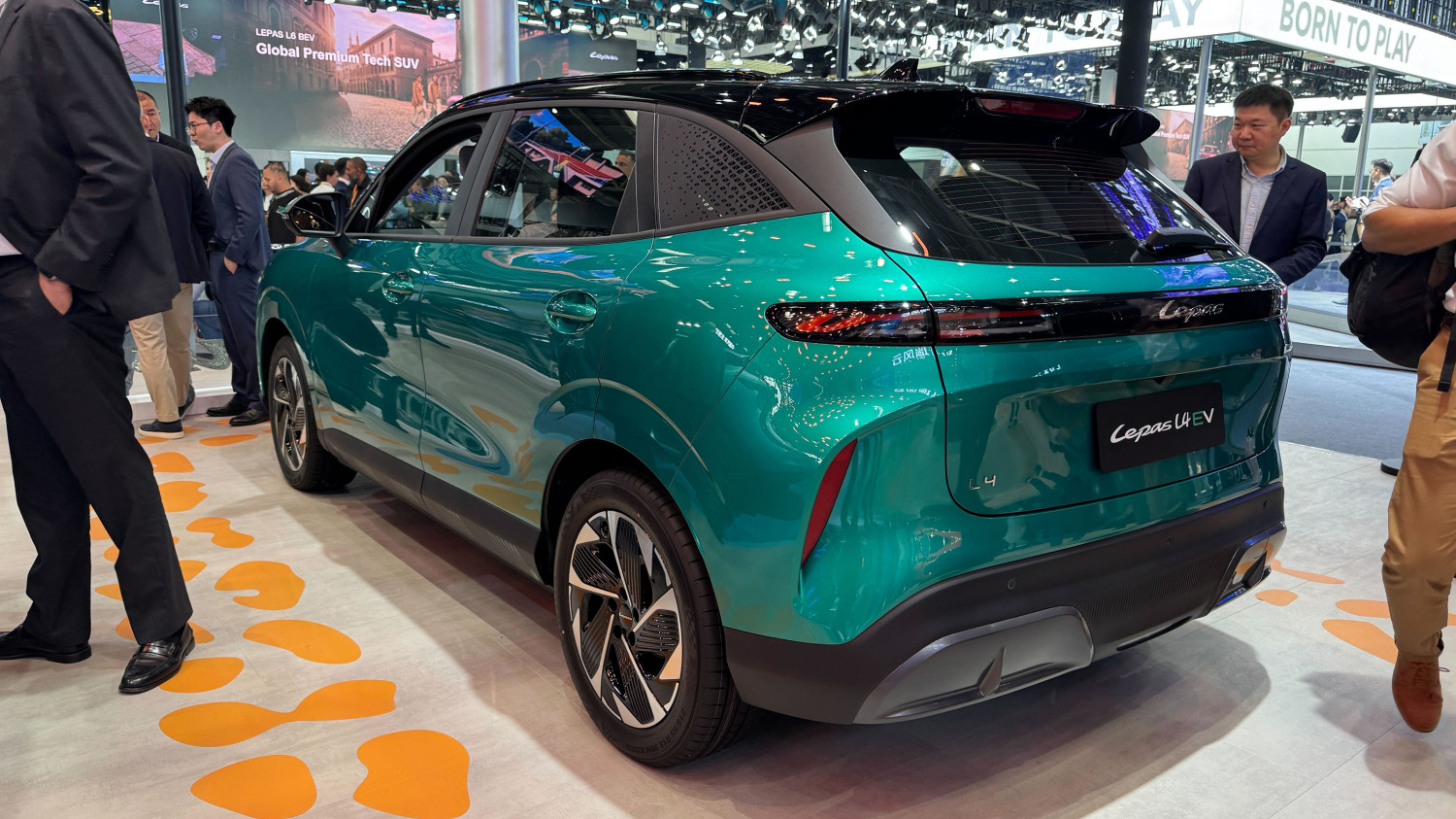New Lepas L4 EV aims high, with BMW iX1 in its sights