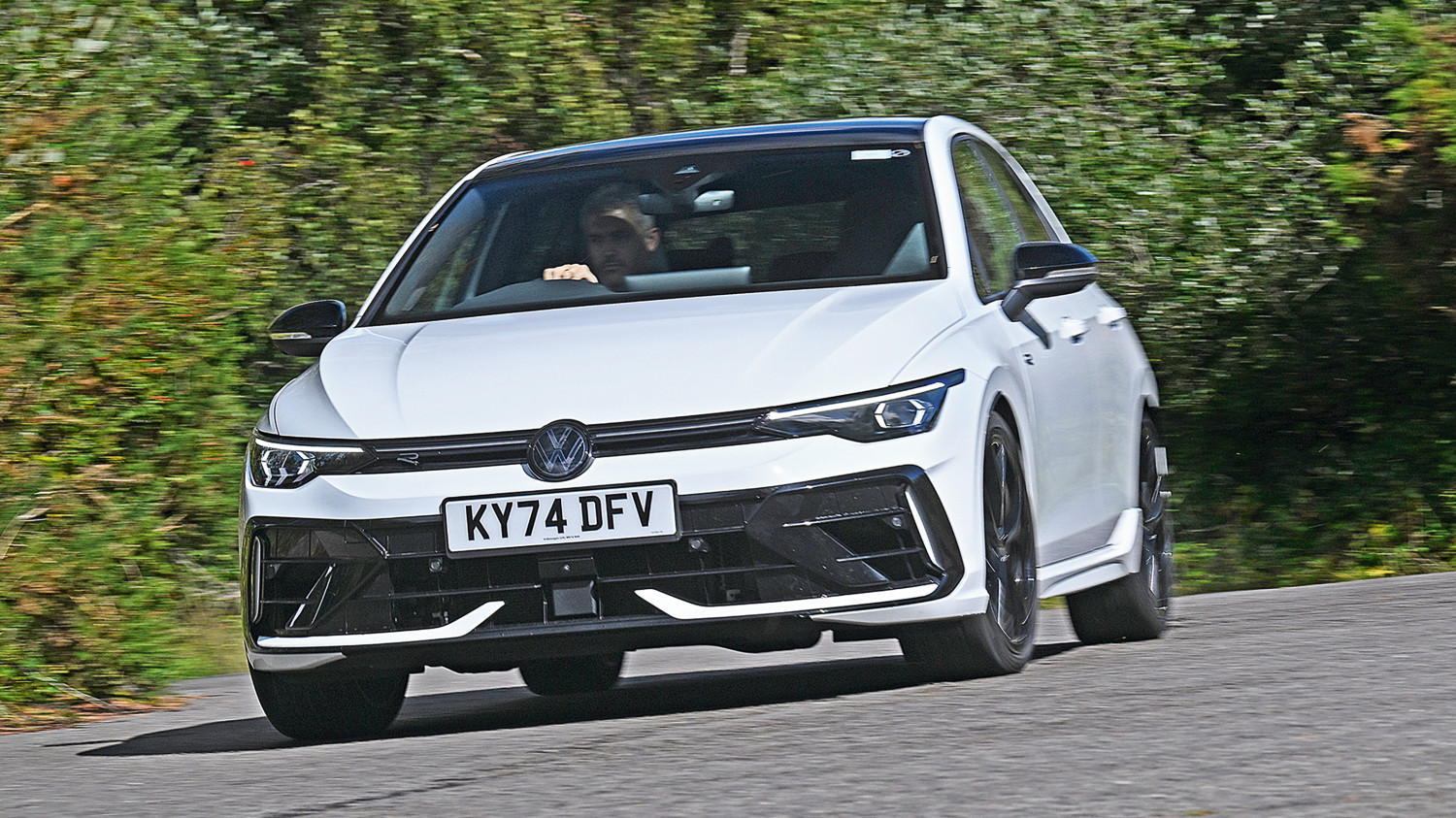 Car Deal of the Day: hot Volkswagen Golf R is cheaper than a GTI