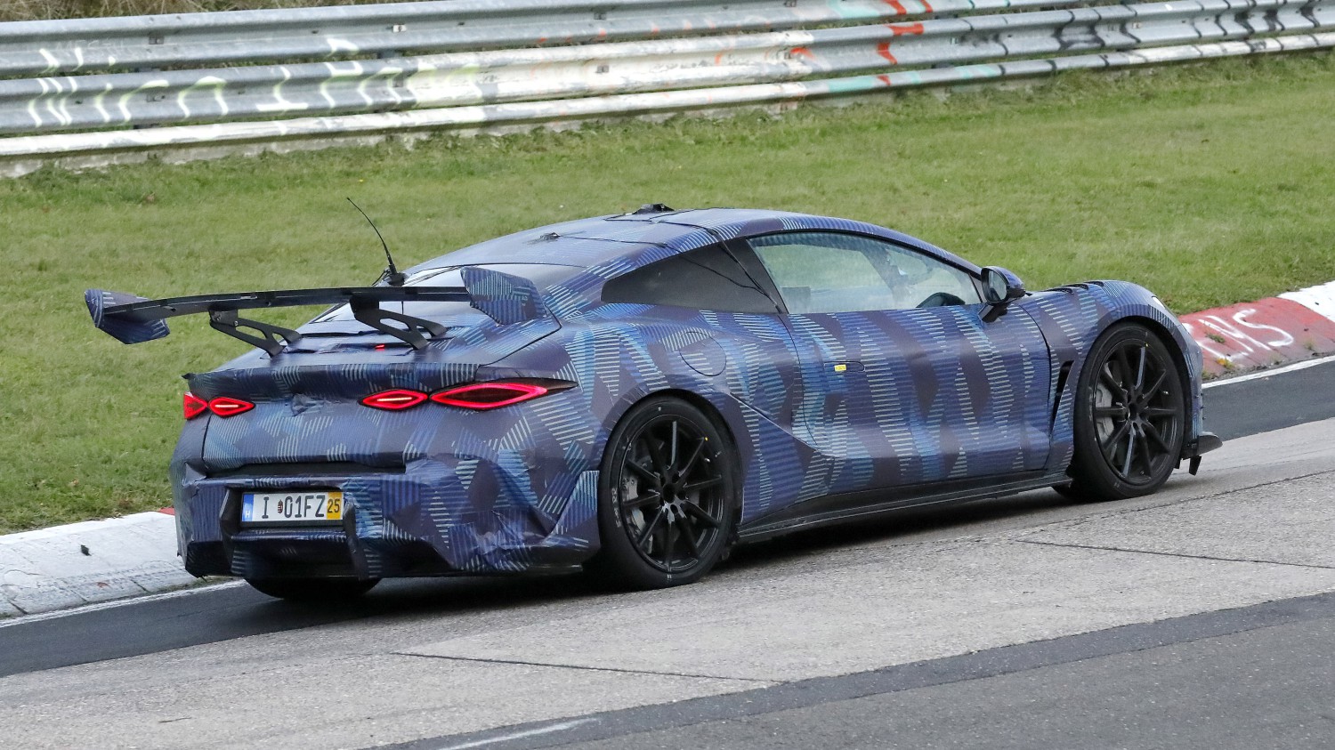 Denza Z 1,000bhp+ supercar is coming to the UK!