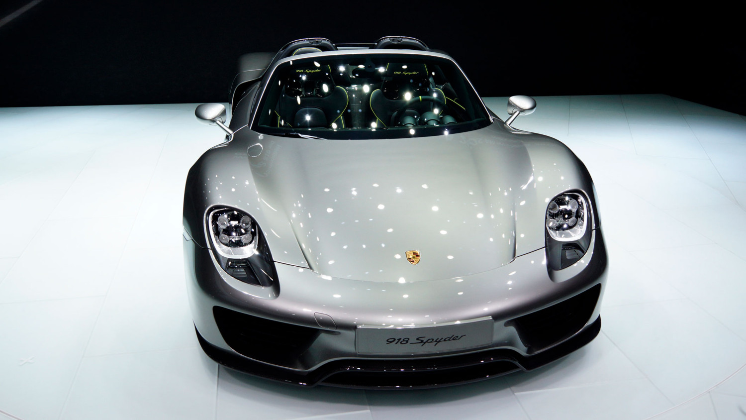 Porsche, Porsche Macan, SuperCar, SUV, New Porsche supercar to balance 7-seat SUV and petrol Macan in upmarket future lineup