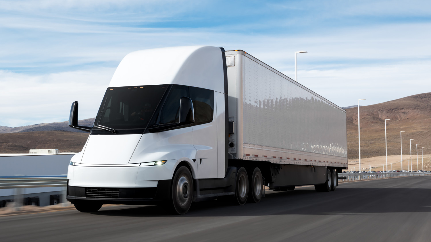 Tesla, Tesla Semi electric HGV is coming to Europe