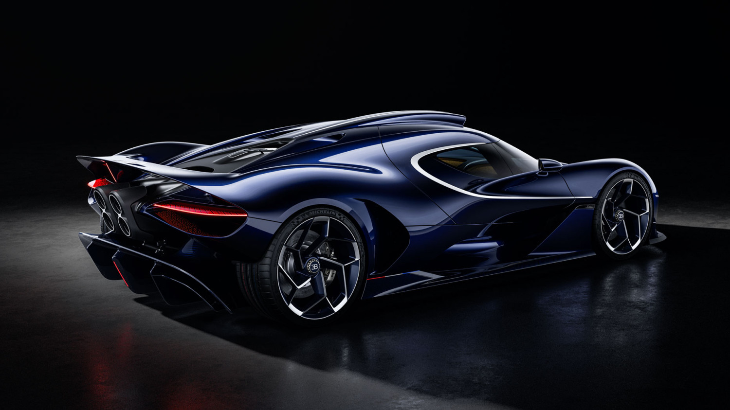 New Bugatti Destrier is a one-off Bollide with an even more radical design
