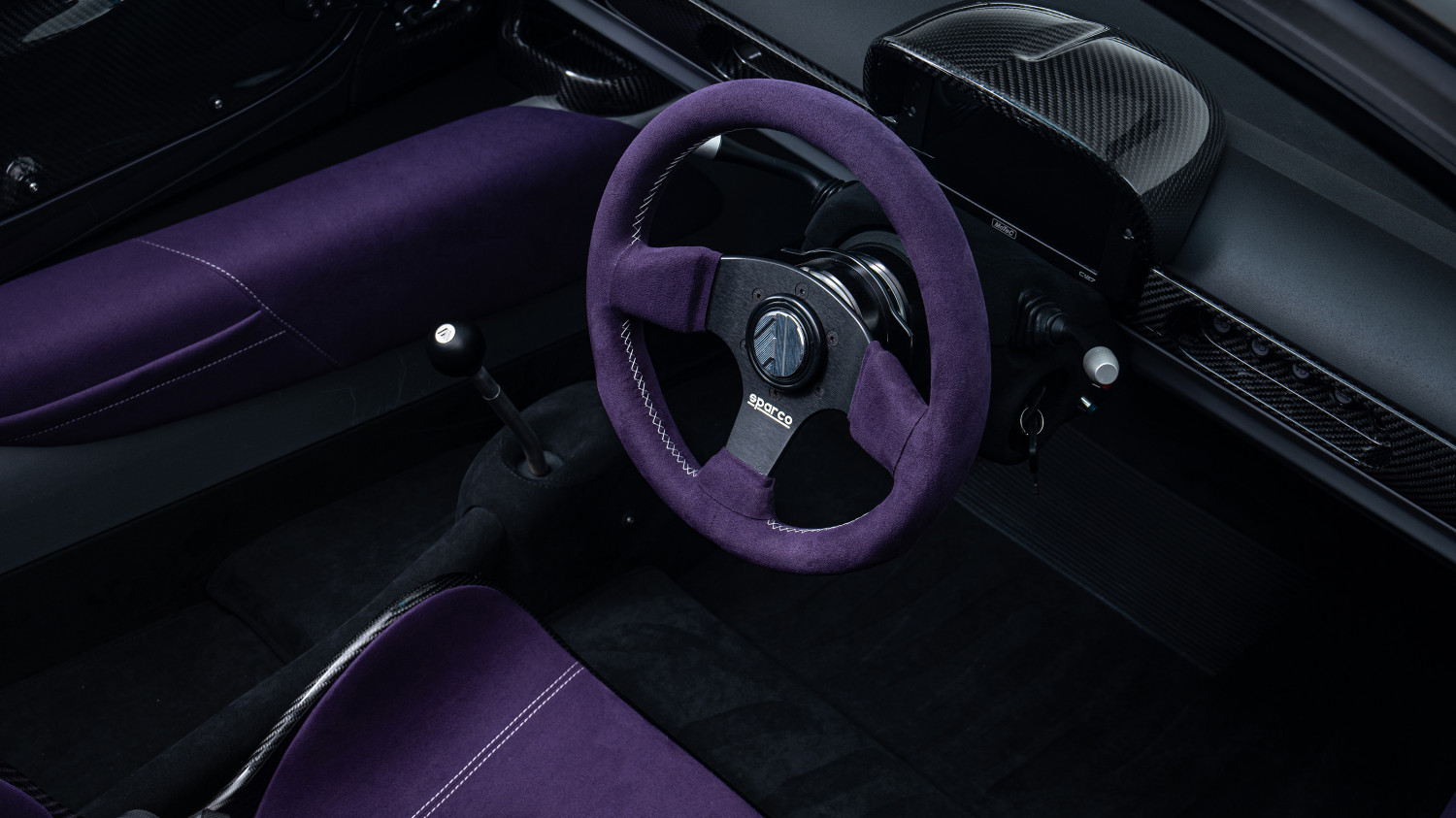 Mini McLaren F1? £350k Lotus Elise S1 has central driver’s seat for maximum thrills