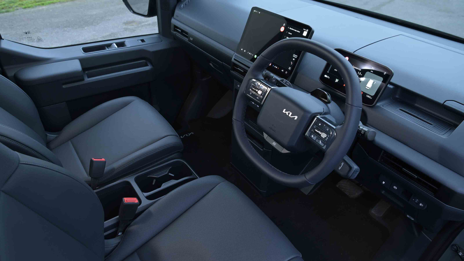 Car Deal of the Day: Super spacious Kia PV5 is just £350 a month