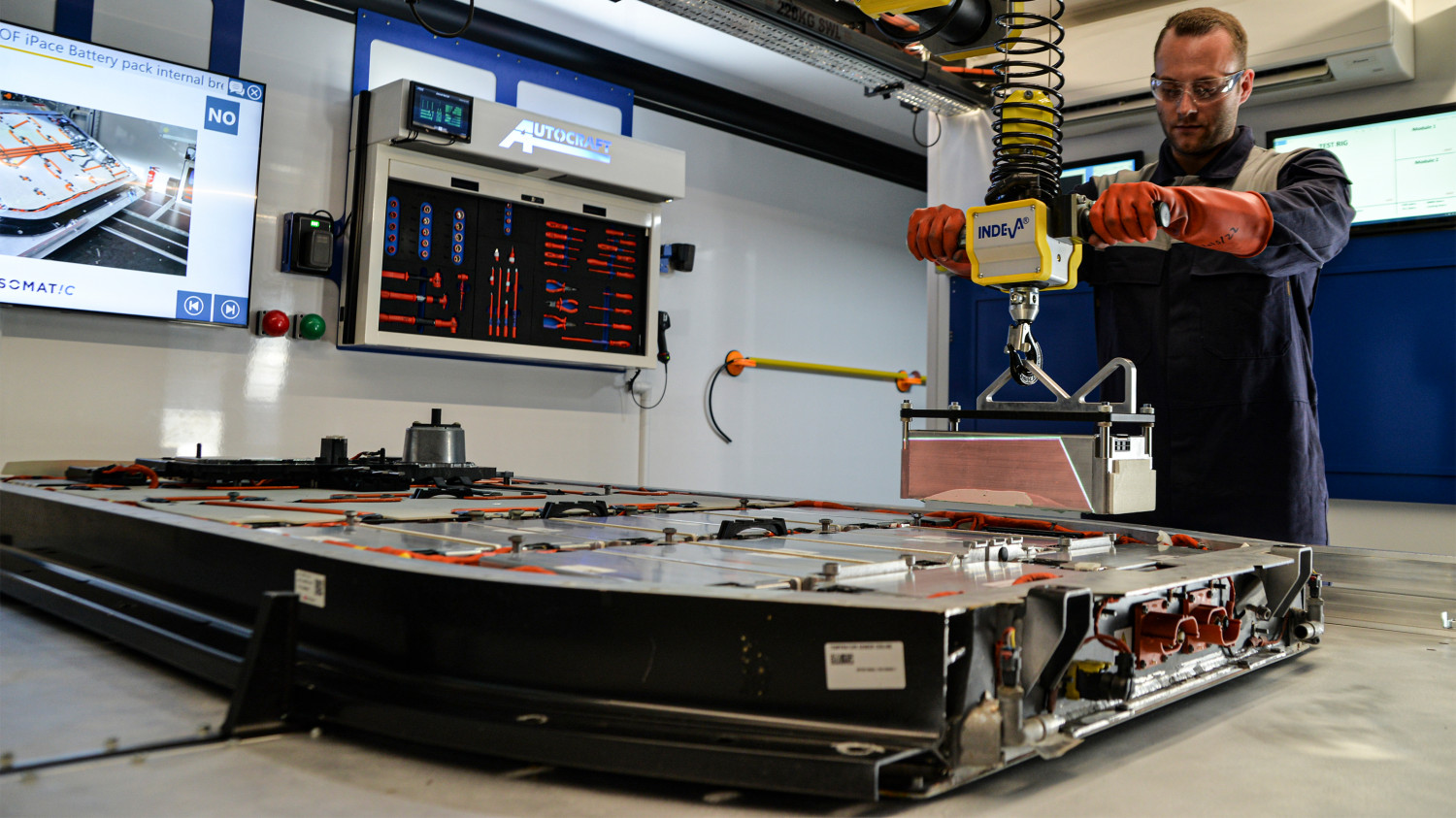 Battery, Battery repair black hole is putting the future of EVs is under threat