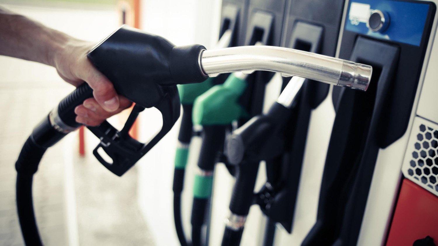 Fuel prices fall as Iran declares Straight of Hormuz 
