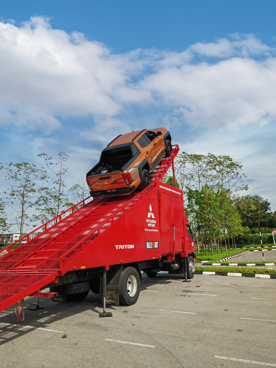 Mitsubishi Red Peak Challenge heads to Kuching from August 23-24 – experience the Triton’s capabilities