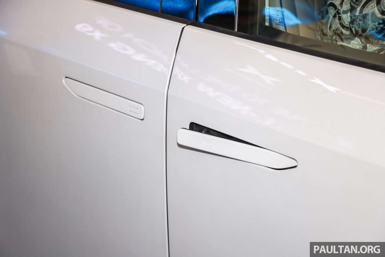 Chinese authorities planning to ban fully retractable door handles due to safety concerns – report