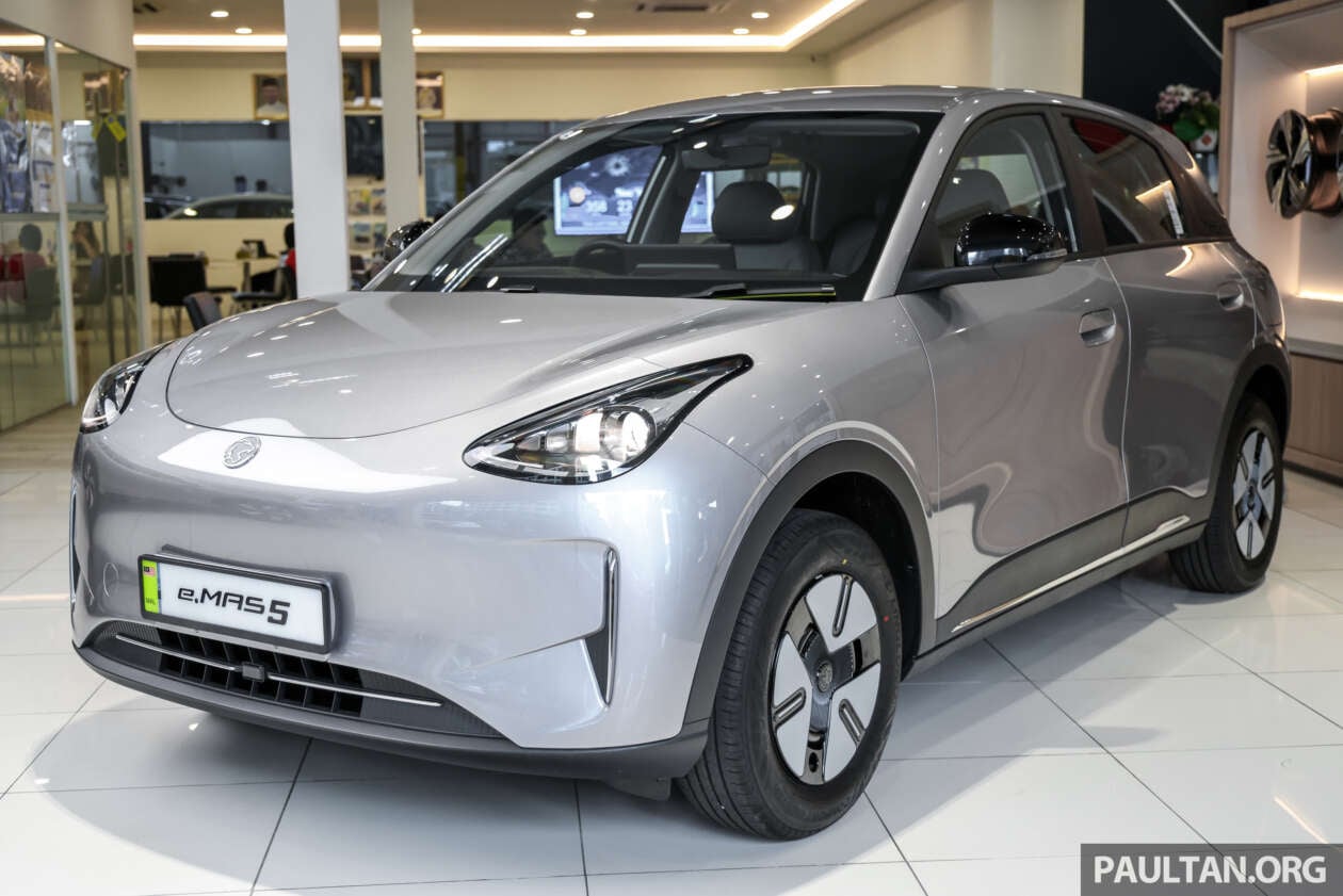 Top 20 EV brands in Feb 2026 – Proton top with 1,802 units, BYD second with 469; iCaur, MG, Zeekr in top 5