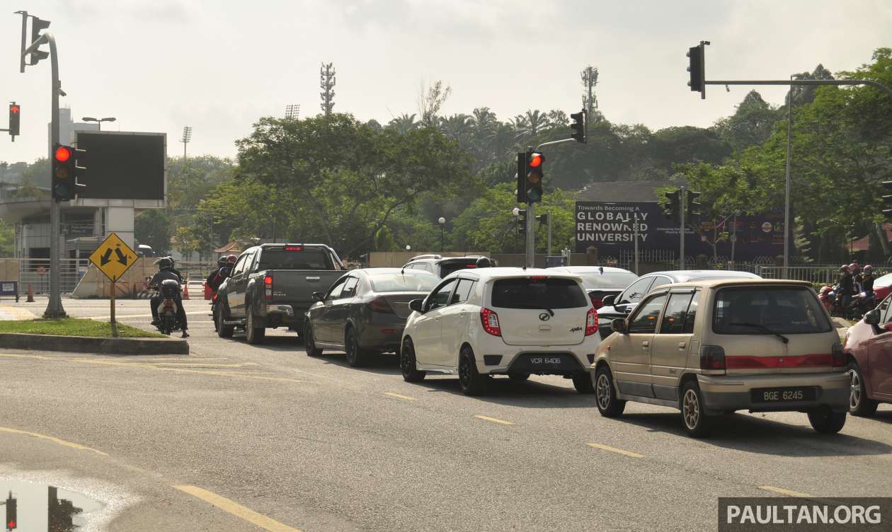 ITMax secures a three-year, RM42 milion contract to operate a smart traffic light system in Kuala Lumpur