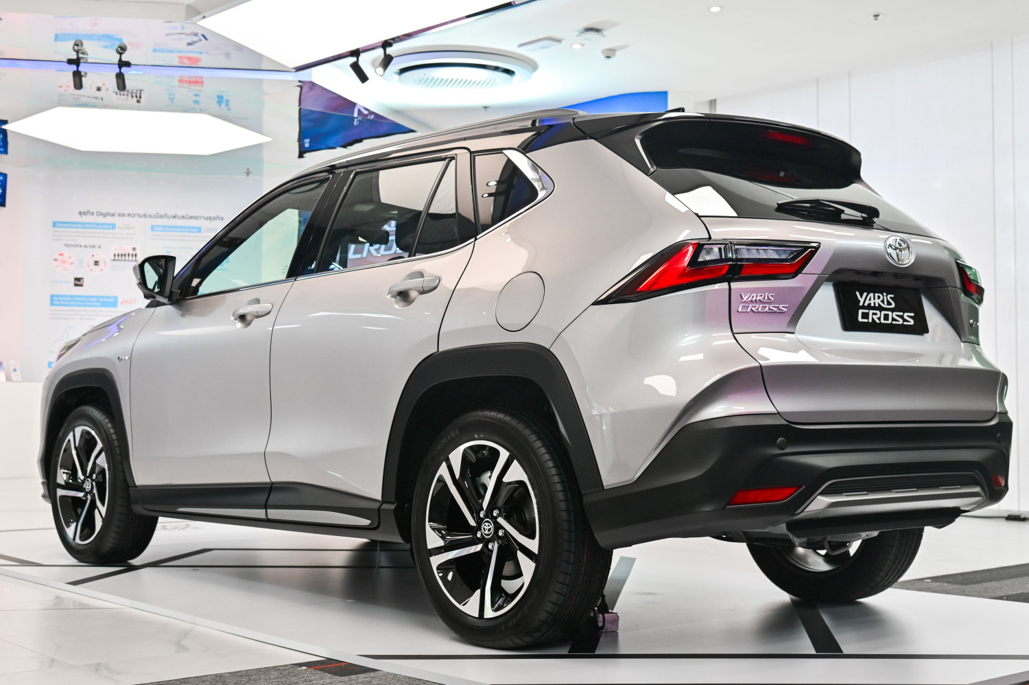Perodua Nexis/Traz teased again – D66B crossover based on Toyota Yaris Cross to debut next week?