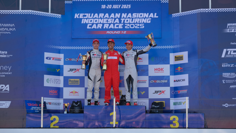 Duo Pembalap TGRI Dominasi Podium di Kejurnas ITCR 1200 Mandalika
