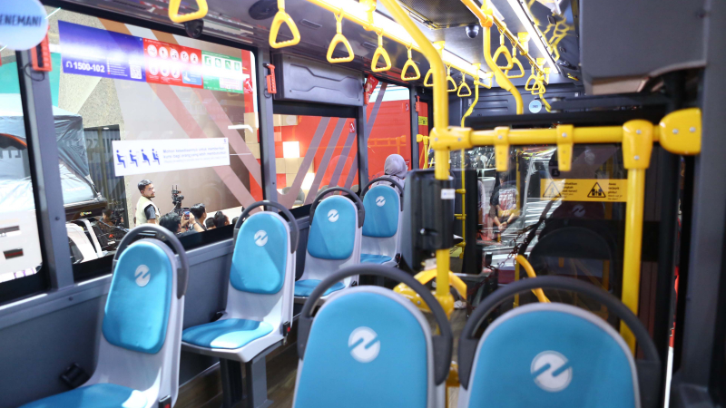 Keunggulan Isuzu ELF NQR B yang Dijadikan Armada Minitrans Transjakarta