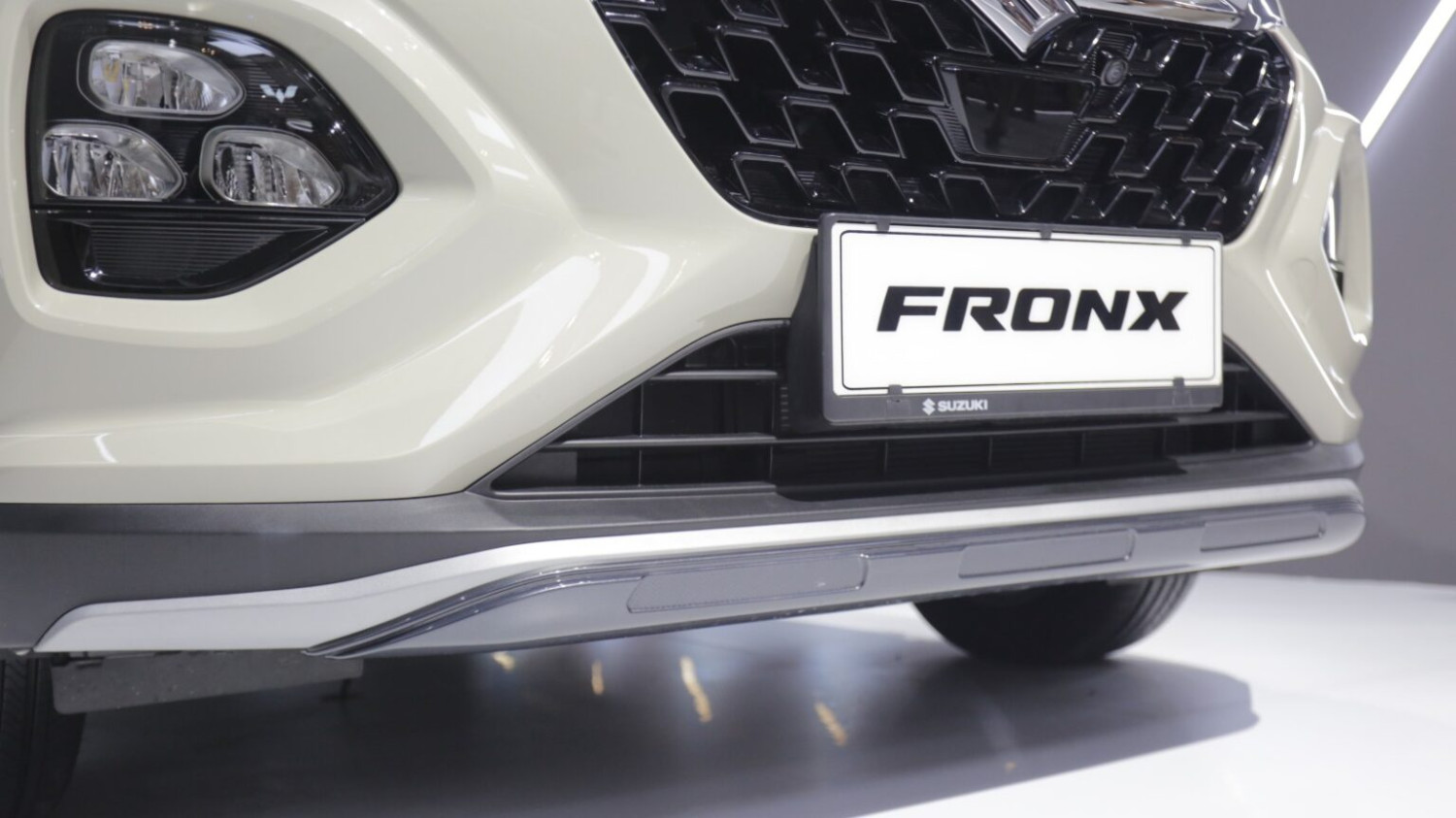 Aksesoris Resmi Suzuki Fronx Bisa Dibeli di GIIAS 2025, Promonya Menarik 