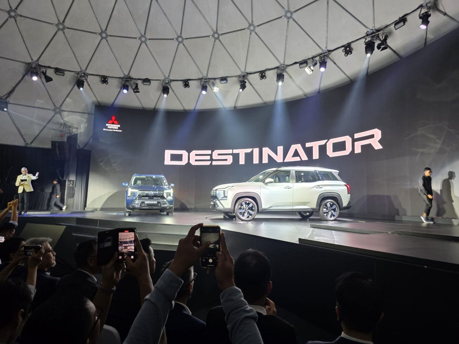 Mitsubishi, Mitsubishi Destinator, Mitsubishi Destinator, Debut Dunia di Indonesia Pakai Mesin Turbo