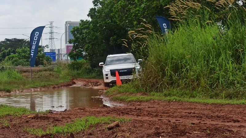 Jaecoo, Impresi Pertama Jaecoo J7 AWD: SUV Pintar dan Tangguh di Jalur Off-Road