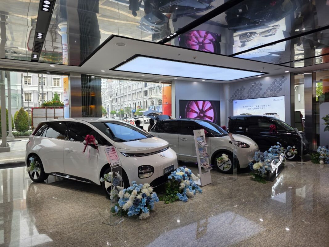 SAIC Motor Resmikan MG &amp; Wuling User Experience Center Pertama di Indonesia