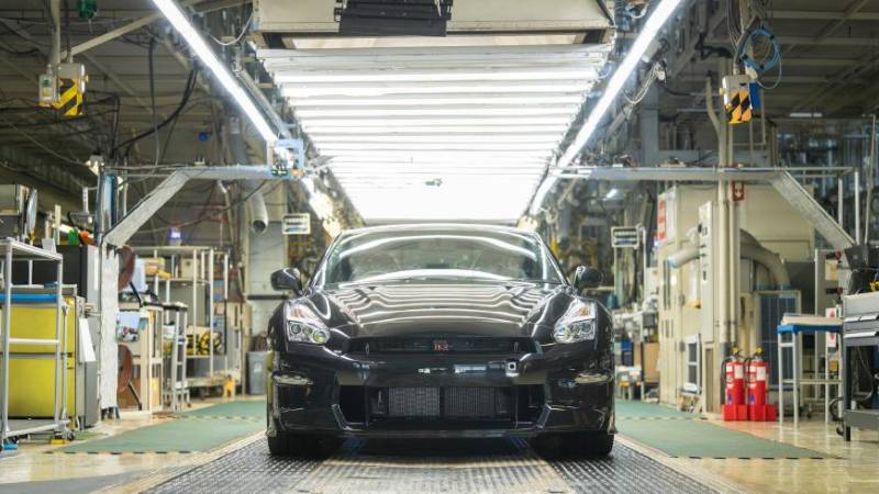 Nissan, Nissan GT-R, Sang Legenda Nissan GT-R R35 Resmi Pamit Setelah 18 Tahun