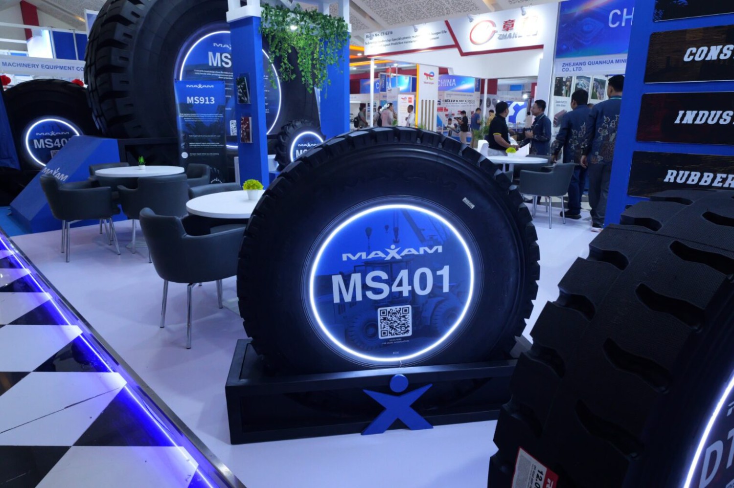 MAXAM Hadirkan Ban OTR “Made in Indonesia” di Mining Expo 2025