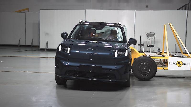 Hasil Uji Tabrak Mobil Listrik Aion V Raih Bintang 5 Euro NCAP 2025