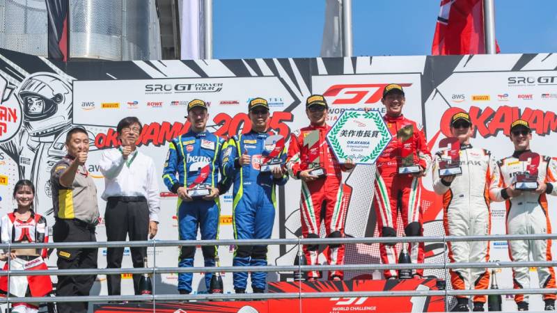 Dihujani Drama, Setiawan Santoso Sabet Dua Podium di GTWCA Okayama