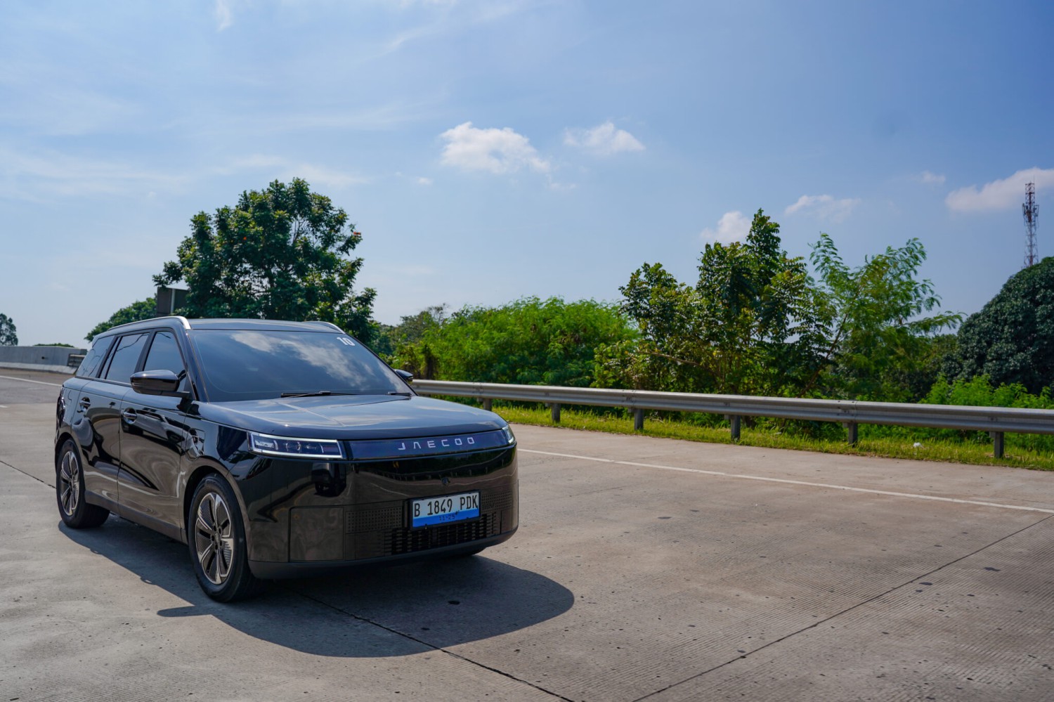 Performa Jaecoo J5 EV Aman Terabas Jalur Offroad Ringan