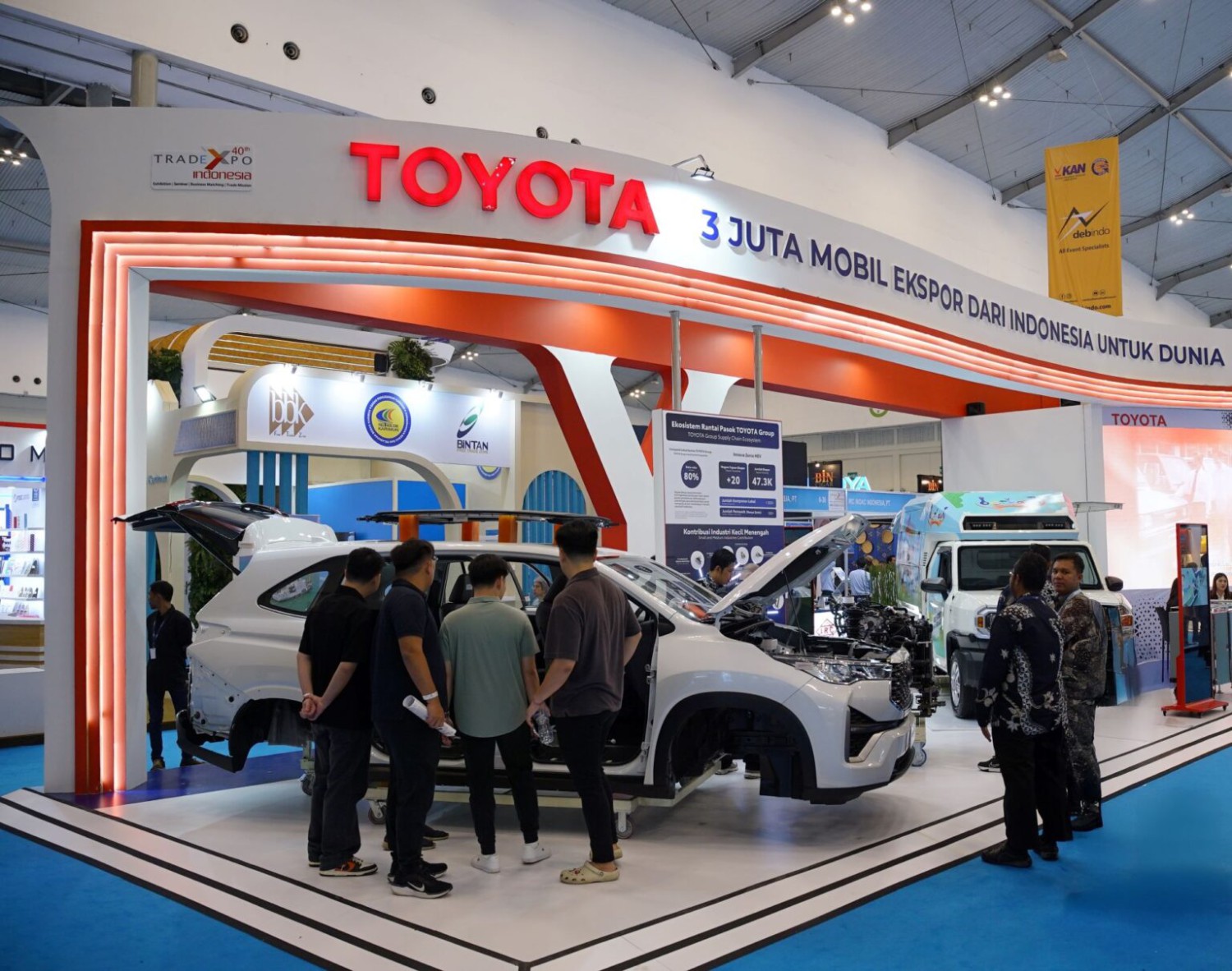 Toyota Indonesia Raih Penghargaan atas Tiga Dekade Mendorong Ekspor Otomotif Nasional