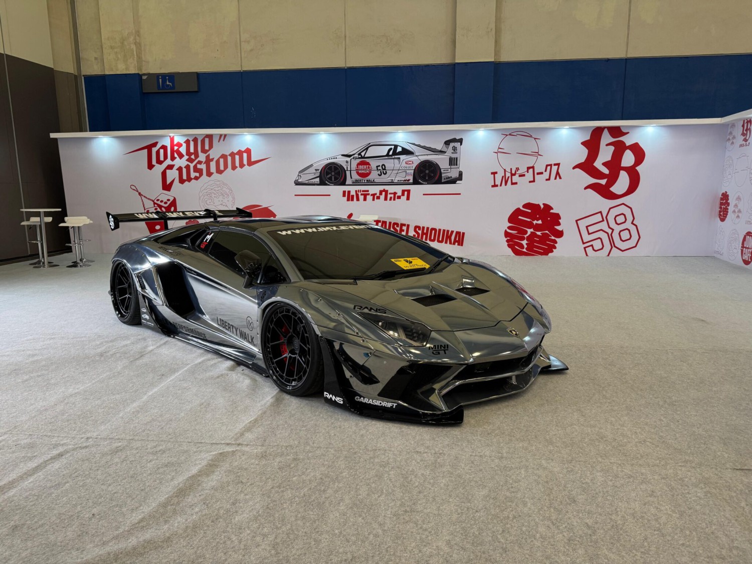 Spider Kenalkan Teknologi Cat Mobil Canggih di IMX 2025