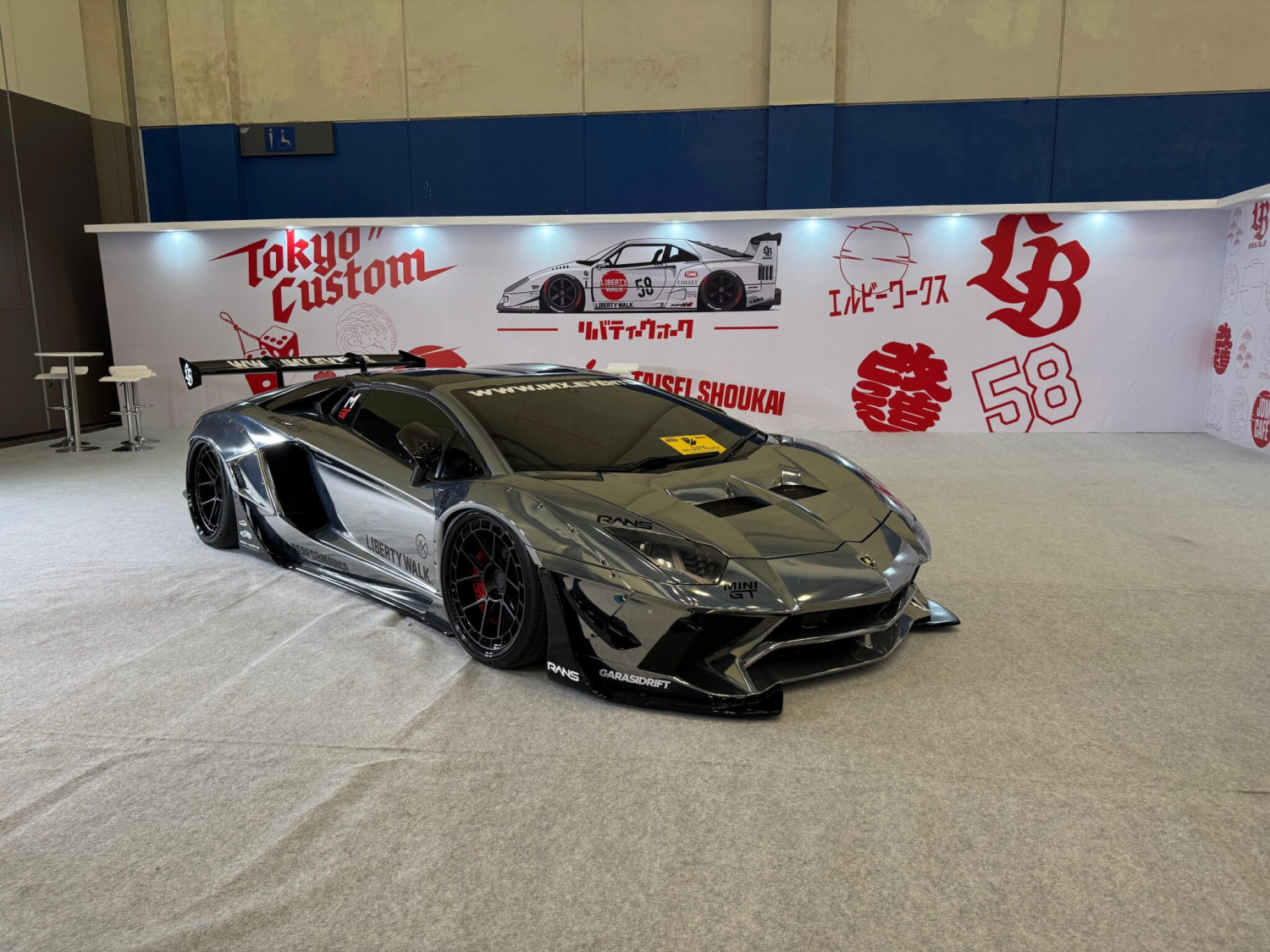 Spider Kenalkan Teknologi Cat Mobil Canggih di IMX 2025
