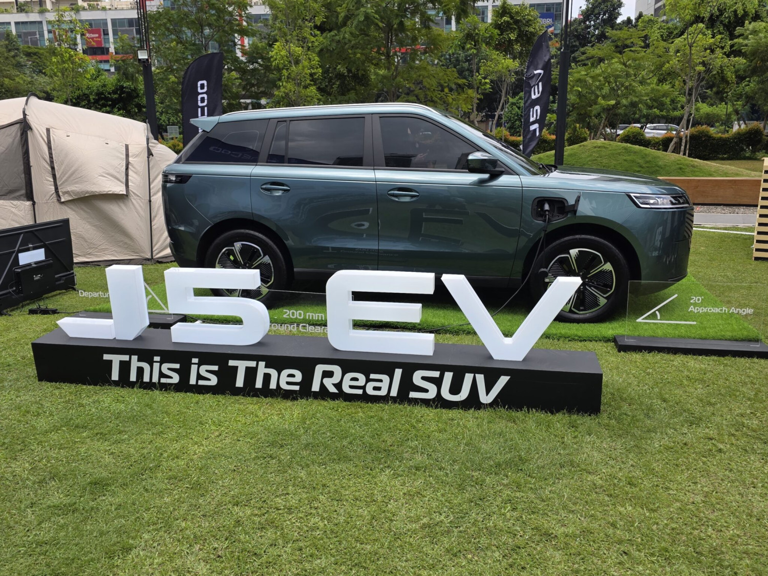 Gila, Harga Jaecoo J5 EV Cuma Rp 200 Jutaan