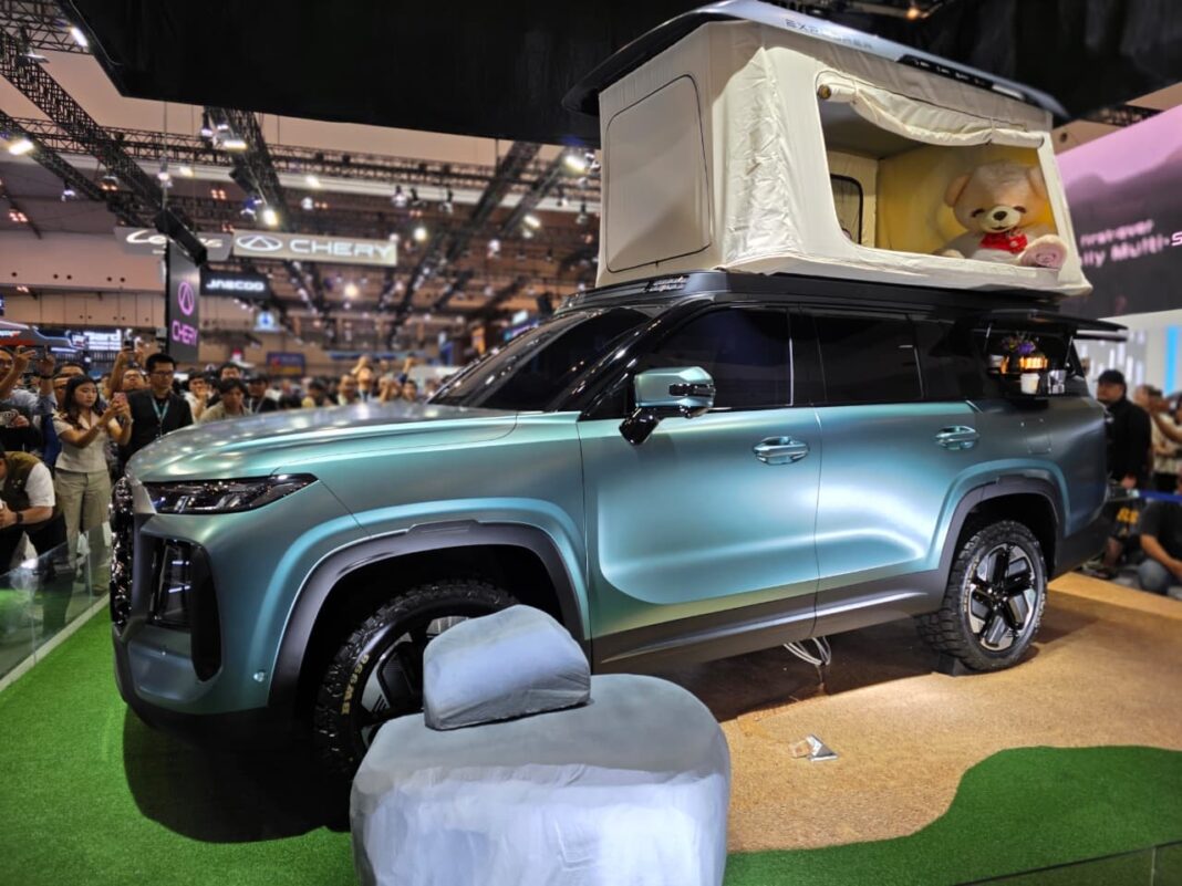 SUV Hybrid Konsep Chery X Debut Perdana di GJAW 2025