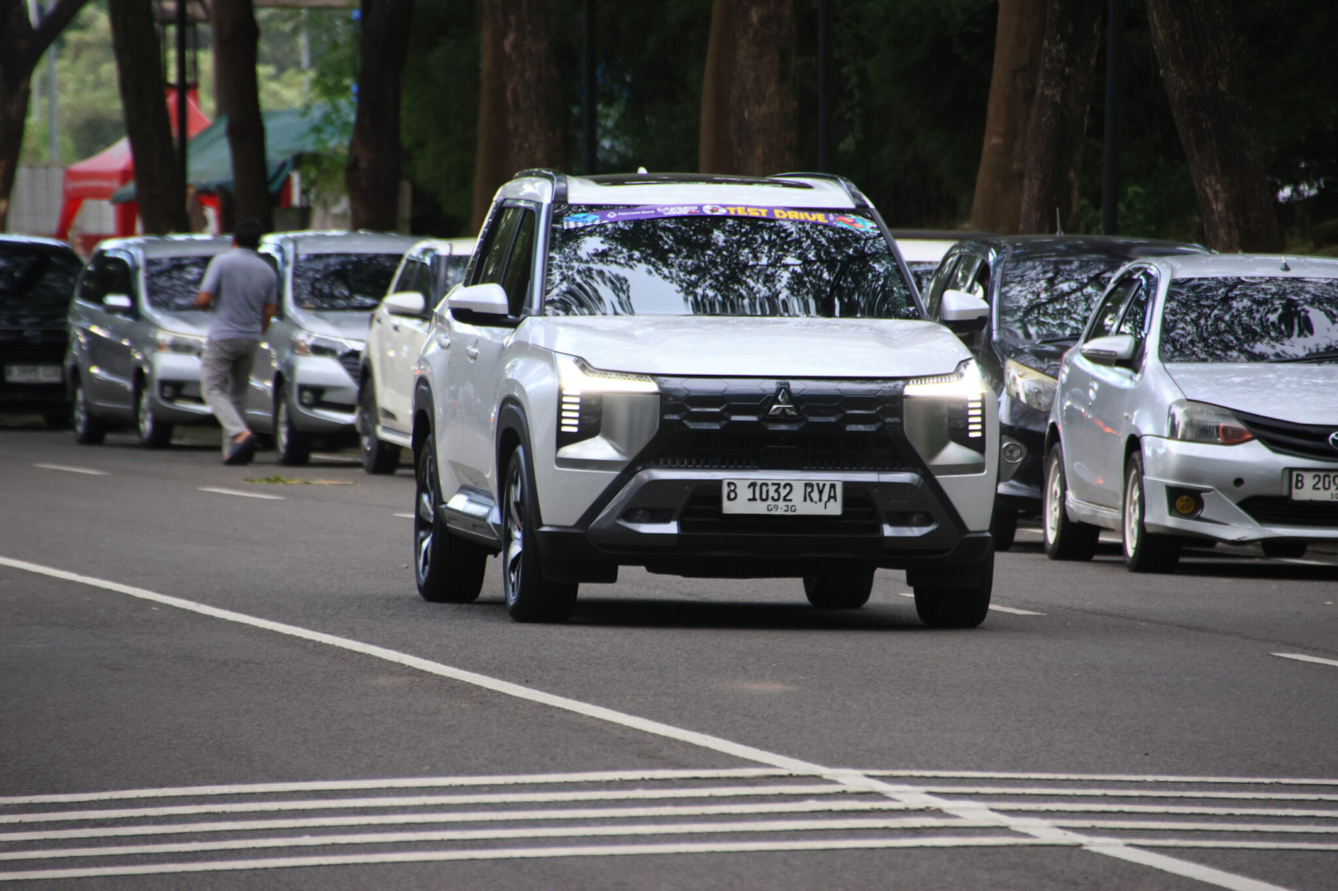 Mitsubishi, Mitsubishi Motors, Mitsubishi Motors Raih Ribuan SPK di GJAW 2025