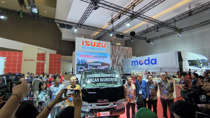 Resmi Melantai di GIICOMVEC 2026, Ini Spesifikasi Isuzu Traga AC