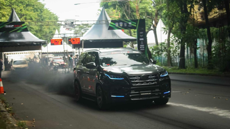 Peserta Kejurnas Drag Race Surabaya 2026 Bersaing Sengit